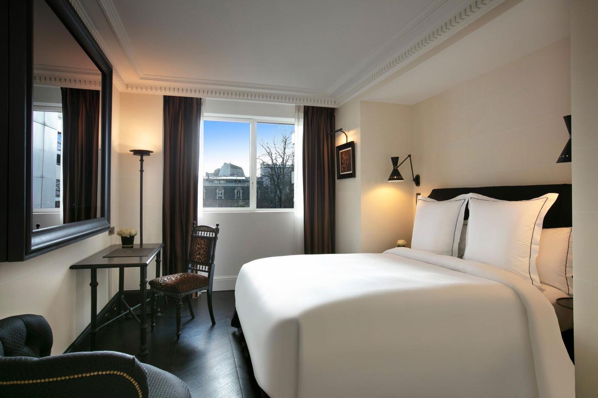 De Berri Champs-élysées, A Luxury Collection
